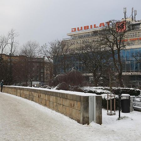 Modern Apartment With Air Conditioning, Old Town & Vistula River Krasków Exterior foto