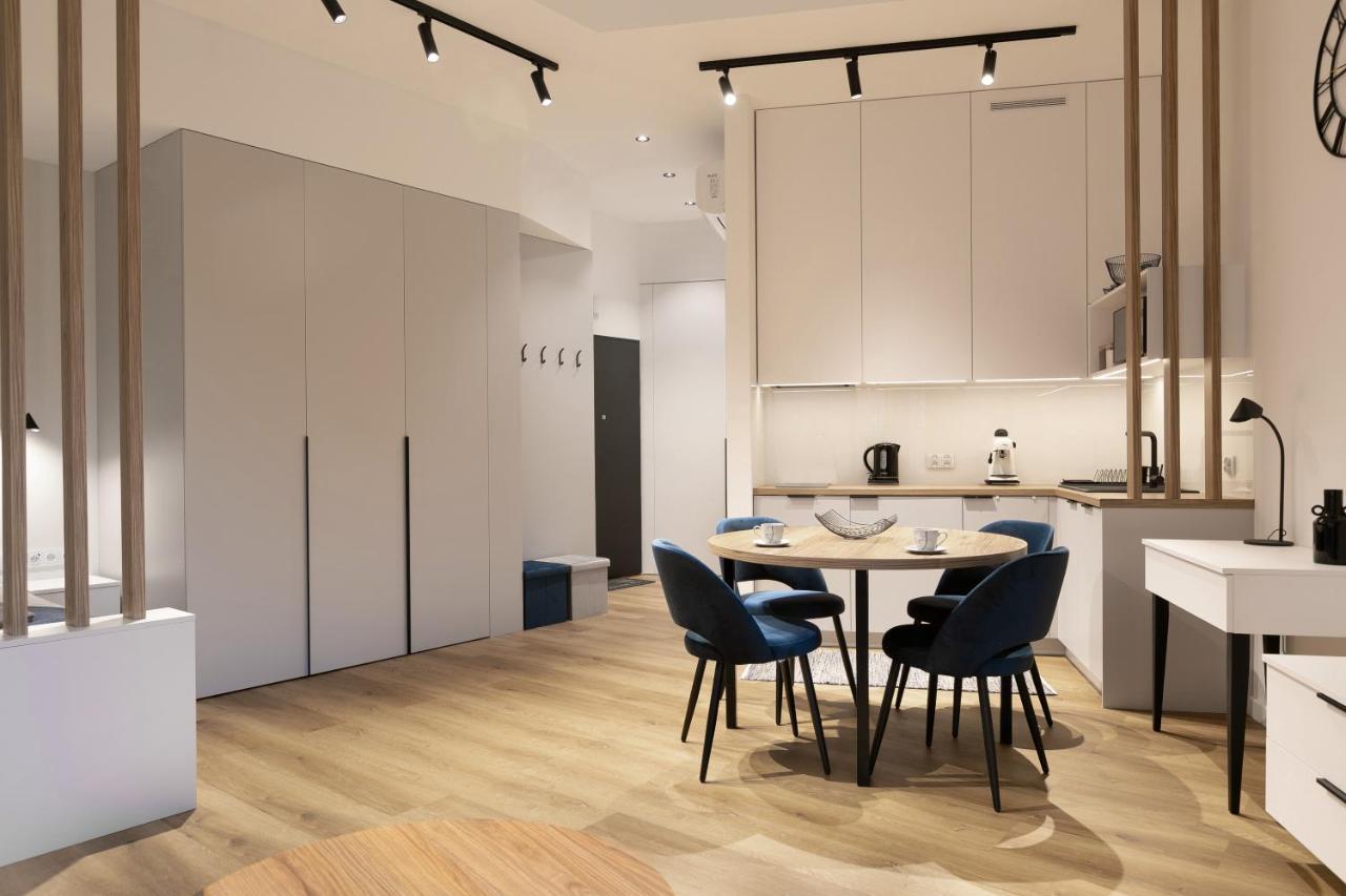 Modern Apartment With Air Conditioning, Old Town & Vistula River Krasków Exterior foto