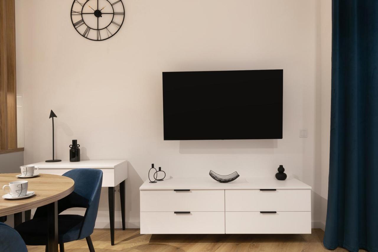Modern Apartment With Air Conditioning, Old Town & Vistula River Krasków Exterior foto